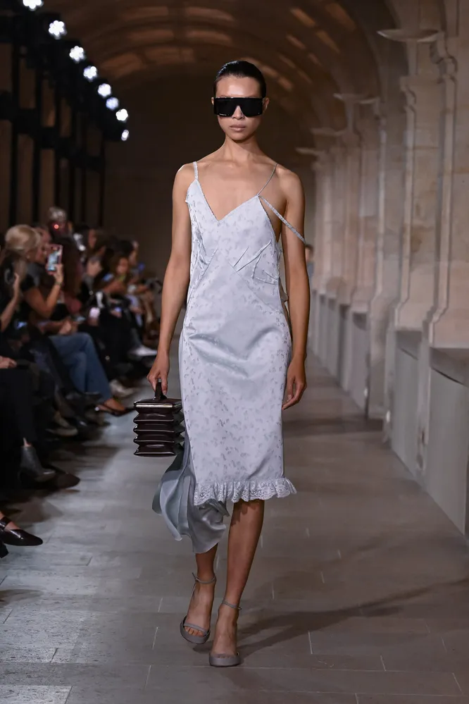 Victoria Beckham весна-лето 2026