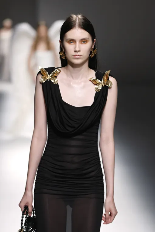 Blumarine весна-лето 2024 Blumarine весна-лето 2024