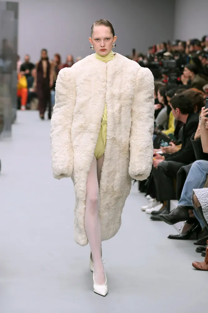 Acne Studios осень-зима 2025/26 Acne Studios осень-зима 2025/26