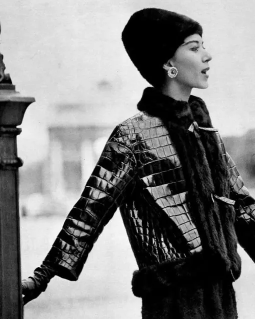 Куртка«Чикаго» (Chicago) из коллекции Dior осень-зима 1960/61 Куртка«Чикаго» (Chicago) из коллекции Dior осень-зима 1960/61