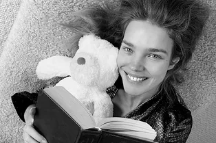 Самый добрый эфир: Наталья Водянова, Чулпан Хаматова и Даррен Аронофски читают сказки онлайн