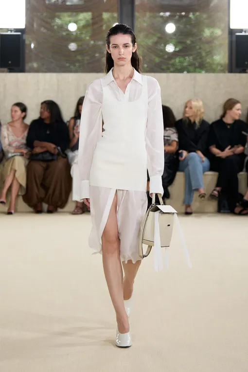 Toteme весна-лето 2026 Toteme весна-лето 2026