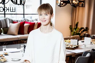 Вика Газинская и Юлия Прудько на кулинарной вечеринке «Нескучный ЗОЖ»