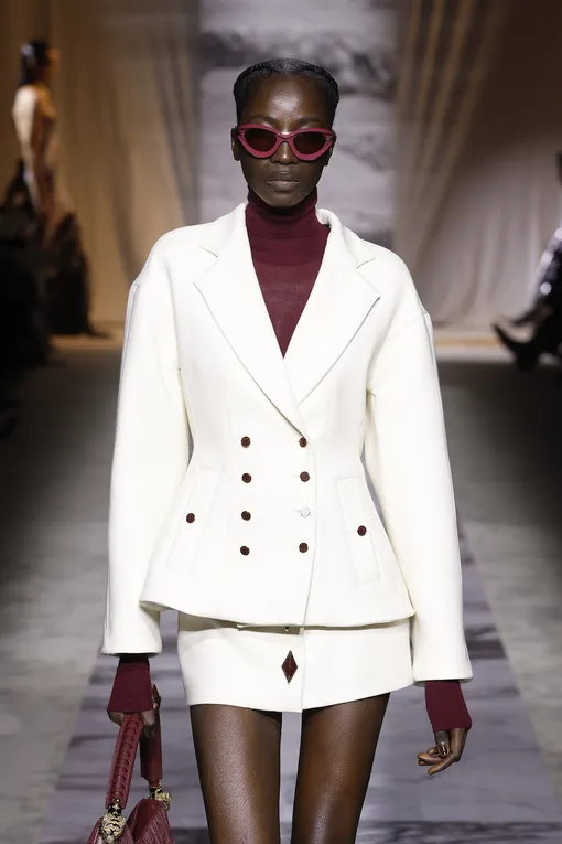 Roberto Cavalli осень-зима 2024/25 Roberto Cavalli осень-зима 2024/25