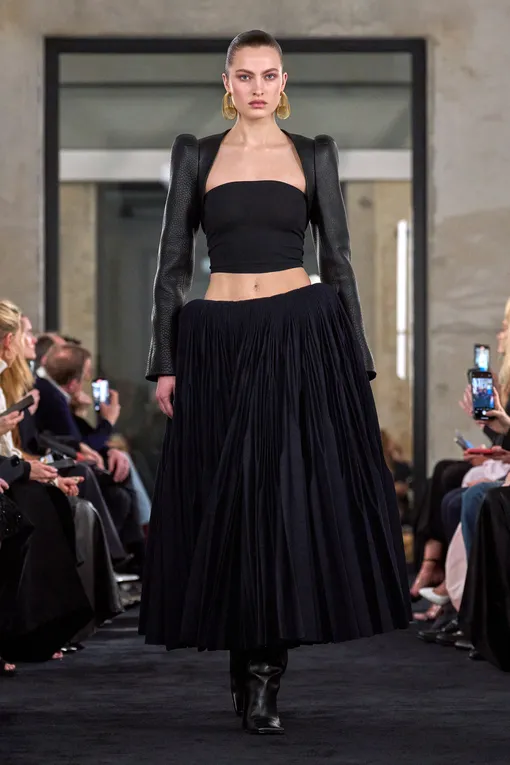 Alaïa осень-зима 2025/2026 Alaïa осень-зима 2025/2026