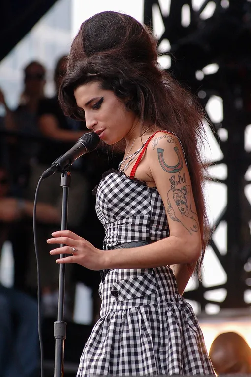 Эми Уайнхаус, 2007 год Эми Уайнхаус, 2007 год