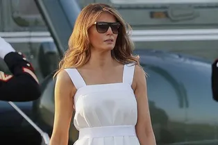 Солнечный круг: Мелания Трамп в платье Delpozo