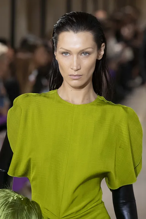 Victoria Beckham весна-лето 2023 Victoria Beckham весна-лето 2023