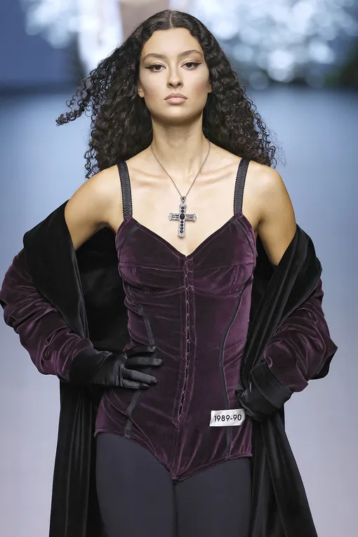 Dolce & Gabbana весна-лето 2023 Dolce & Gabbana весна-лето 2023