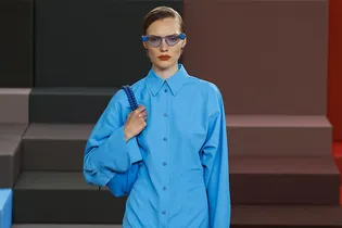 Не знаете, что надеть? Платье рубашка — универсальный ответ в любой ситуации