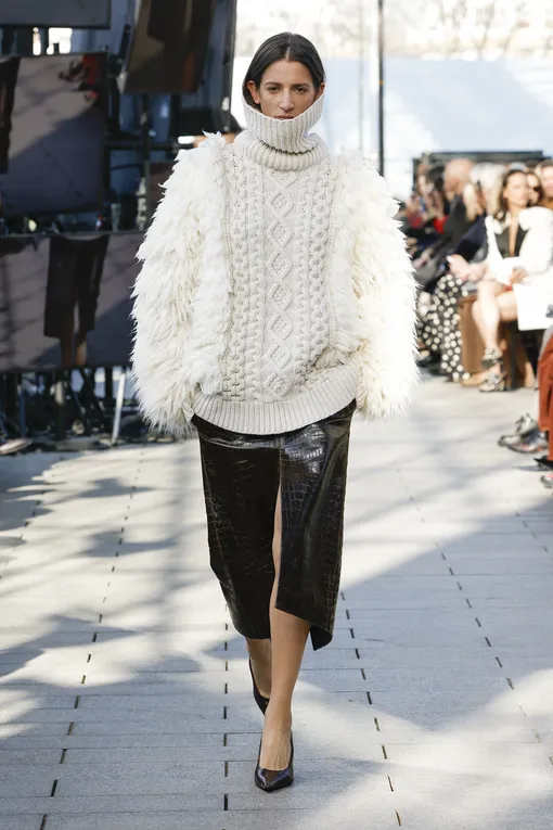 Stella McCartney осень-зима 2024/2025 Stella McCartney осень-зима 2024/2025