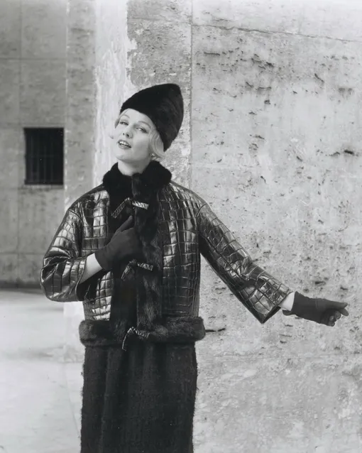 Куртка «Чикаго» (Chicago) из коллекции Dior сезон осень-зима 1960/61 Куртка «Чикаго» (Chicago) из коллекции Dior сезон осень-зима 1960/61