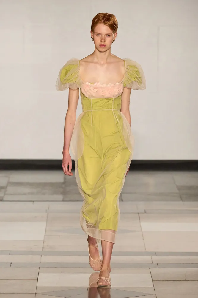 Simone Rocha весна-лето 2025