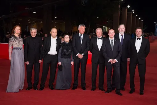 Самая долгожданная премьера года: «Трудно быть богом»