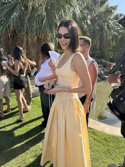 Кендалл Дженнер на фестивале Coachella 2025 Кендалл Дженнер на фестивале Coachella 2025