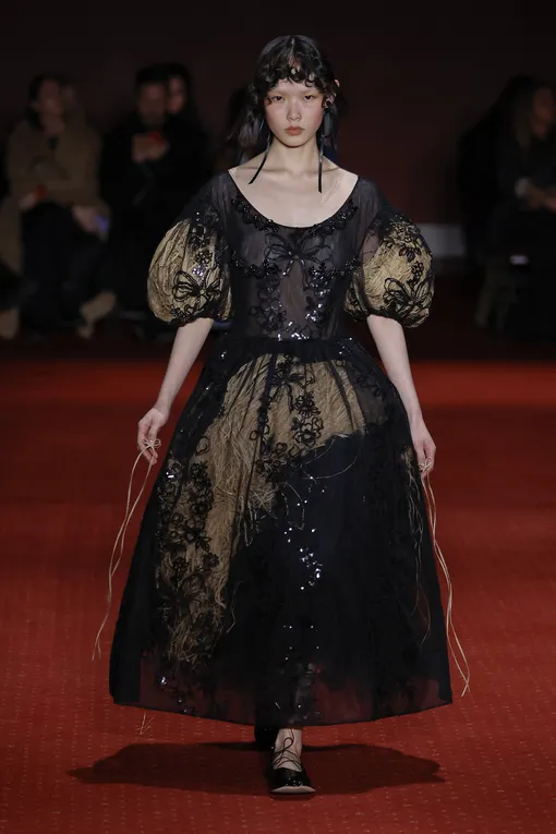 Simone Rocha осень-зима 2023/24