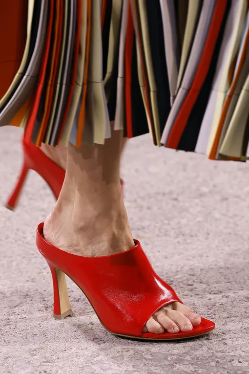 Bottega Veneta весна-лето 2025 Bottega Veneta весна-лето 2025