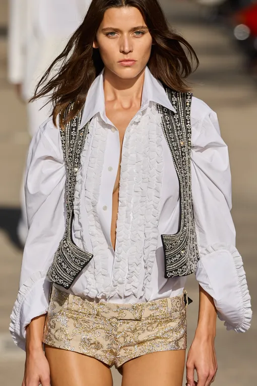 STELLA MCCARTNEY весна-лето 2024