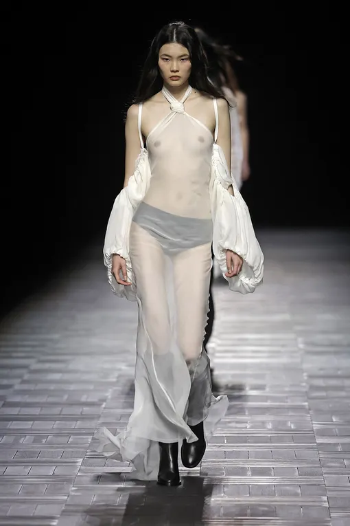 ANN DEMEULEMEESTER осень-зима 2023/24