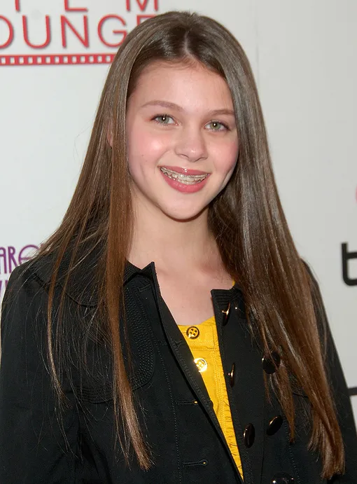13-летняя Никола, 2008 год 13-летняя Никола, 2008 год