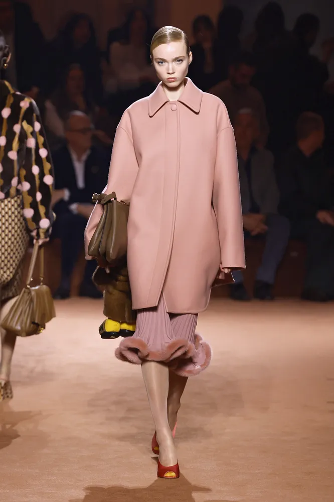 Fendi осень-зима 2025/26 Fendi осень-зима 2025/26