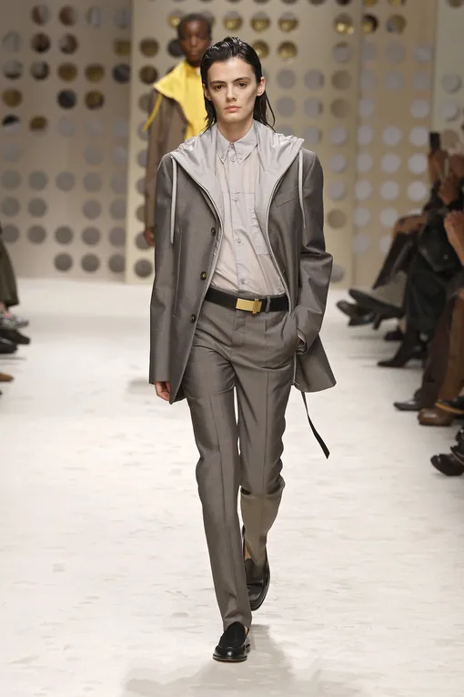 Tod's весна-лето 2026