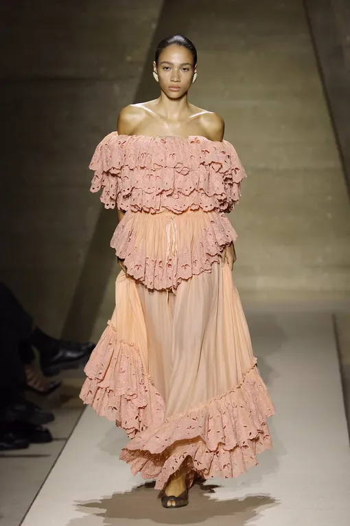 Chloé весна-лето 2026 Chloé весна-лето 2026