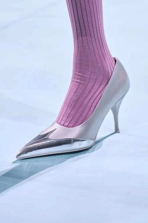 Prada весна-лето 2025 Prada весна-лето 2025