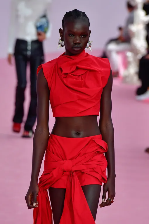 Acne Studios весна-лето 2023 Acne Studios весна-лето 2023