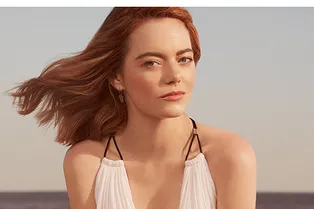 Эмма Стоун представила новый чувственный аромат Louis Vuitton Attrape-Rêves