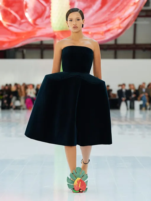 Loewe весна-лето 2023 Loewe весна-лето 2023