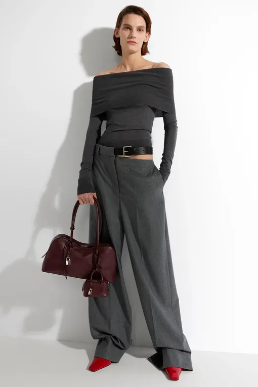 STELLA MCCARTNEY PRE-FALL 2025