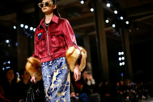 Прямая трансляция показа Miu Miu Прямая трансляция показа Miu Miu