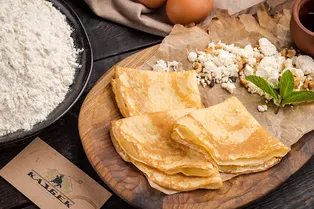 Масленица по-грузински: почему обязательно стоит попробовать блинное меню в «Казбеке»