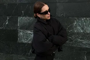 5 теплых курток, которые отлично смотрятся с юбками и платьями