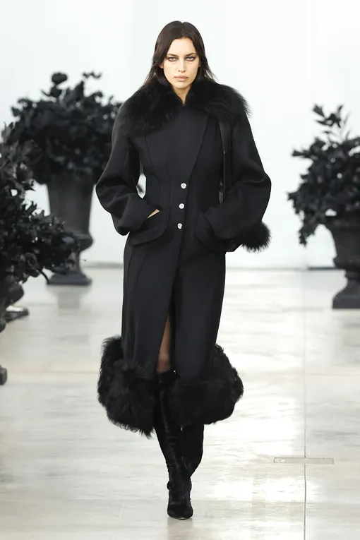 Blumarine осень-зима 2025/26 Blumarine осень-зима 2025/26