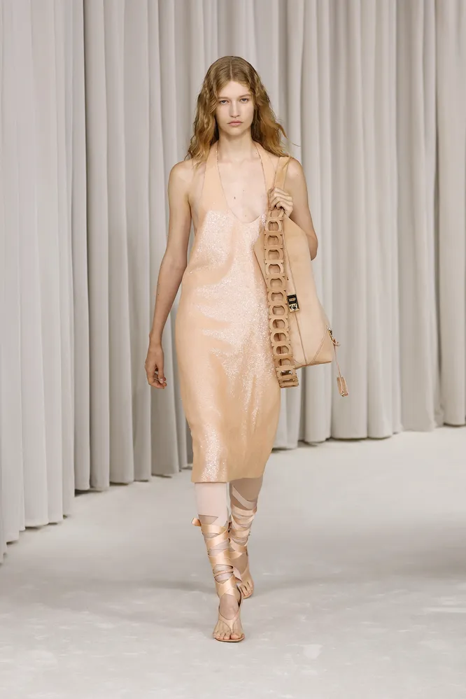 Ferragamo весна-лето 2025 Ferragamo весна-лето 2025