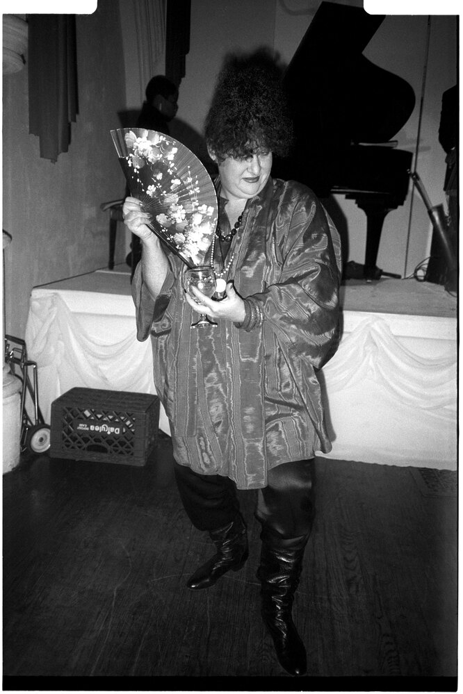Пэт Эст на вечеринке Марисы Беренсон, 1984