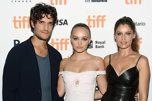 Сиенна Миллер, Кара Делевинь, Летиция Каста и Лили-Роуз Депп в Торонто