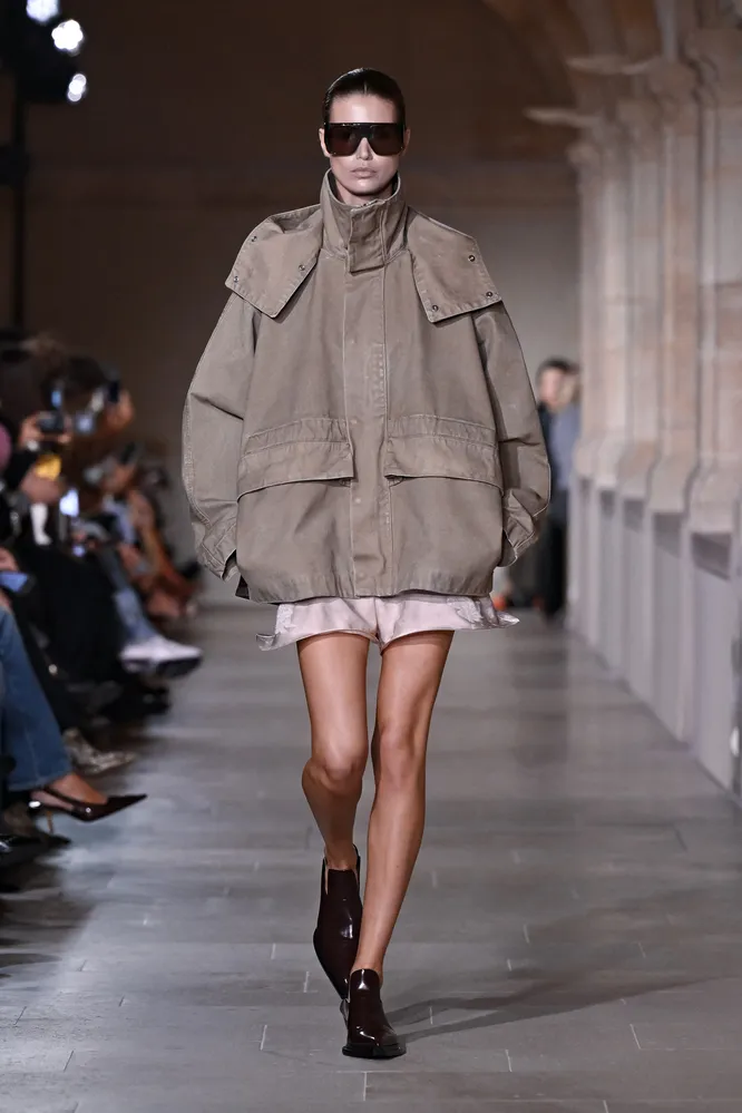 Victoria Beckham весна-лето 2026 Victoria Beckham весна-лето 2026