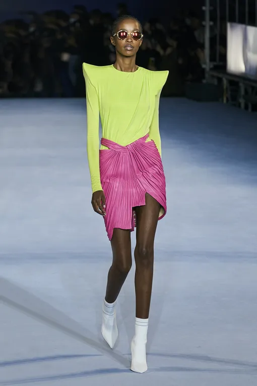 Balmain весна-лето 2021