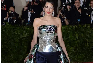 10 самых странных и неоднозначных звездных выходов 2018 года