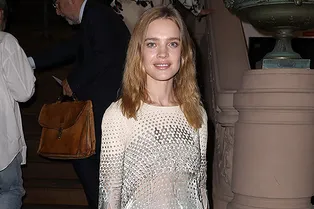 Учимся на примере Натальи Водяновой сочетать кутюр и стритстайл