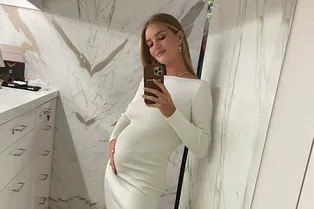 У Роузи Хантингтон-Уайтли и Джейсона Стэтхема родилась дочь