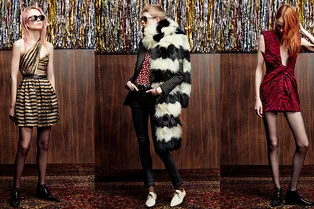 Топы-банты и дерзкие мини: 33 наряда для рок-н-ролльных див в коллекции Saint Laurent pre-fall