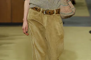 5 пар стильных вельветовых брюк на замену джинсам