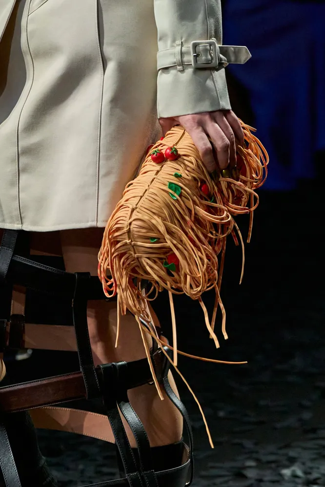 Moschino осень-зима 2025/2026