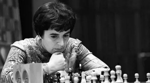 Нона Гаприндашвили Нона Гаприндашвили