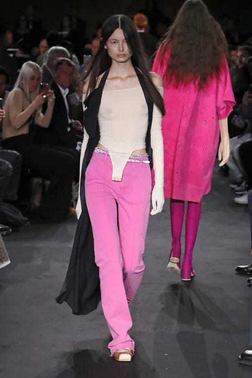 Maison Margiela весна-лето 2023 Maison Margiela весна-лето 2023