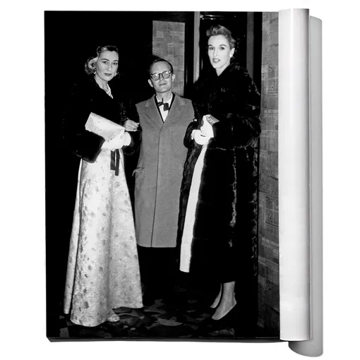 Глория Гиннесс, Трумэн Капоте и Барбара «Бэйб» Пейли, 1957 год
